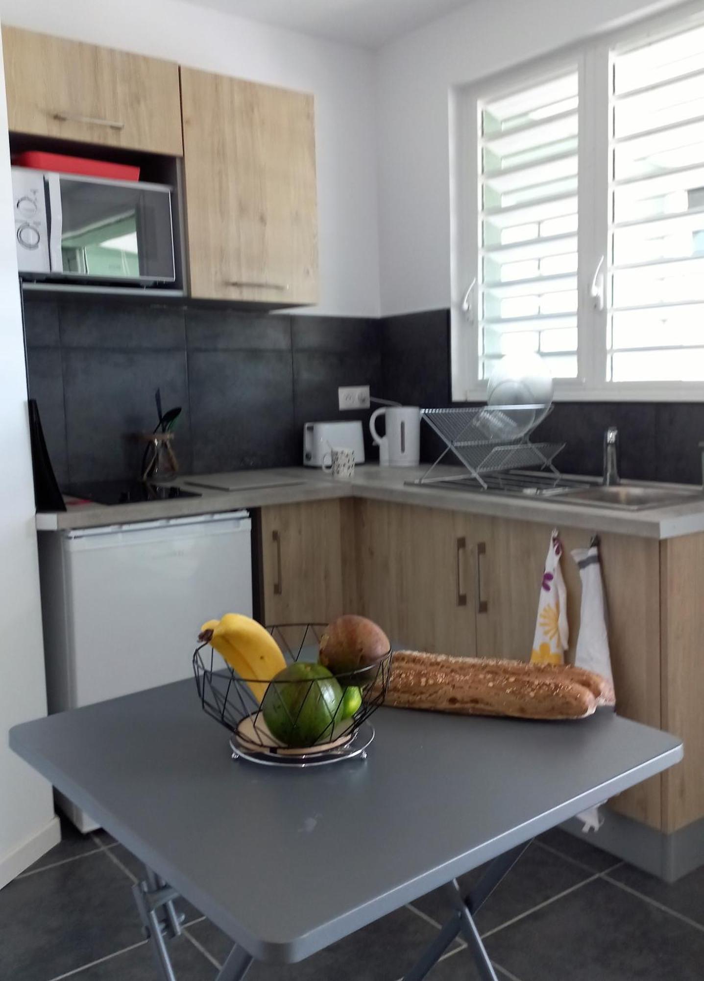Logements Vue Mer Acces Piscine En Guadeloupe Bouillante Zewnętrze zdjęcie